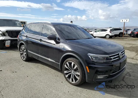 2021 Volkswagen Tiguan Sel Premium R-Line z USA, uszkodzony, nr VIN 3VV4B7AX3MM151953